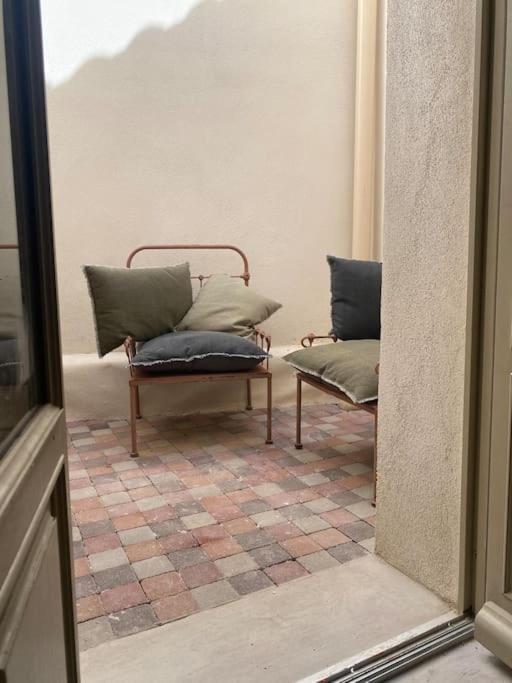 La Loge Familiale: 110M2, Place Rose Goudard, Ac LʼIsle-sur-la-Sorgue Exterior foto
