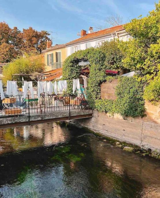 La Loge Familiale: 110M2, Place Rose Goudard, Ac LʼIsle-sur-la-Sorgue Exterior foto